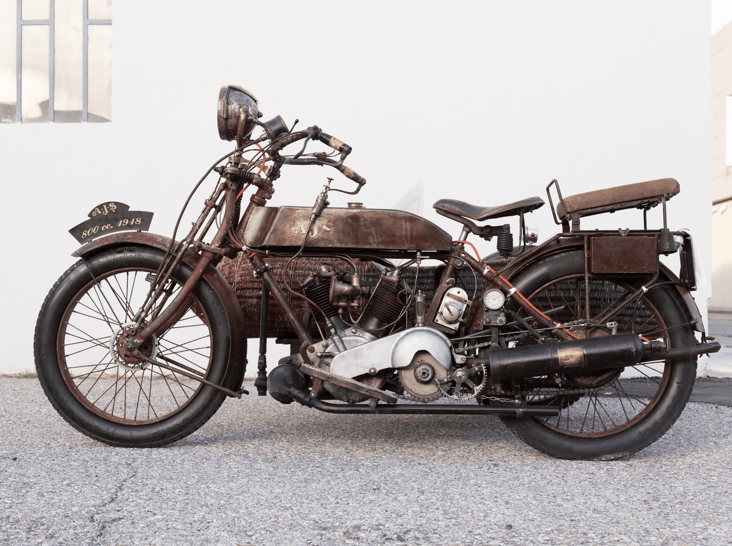 AJS 800cc V Twin - 1918 - Wicker Sidecar