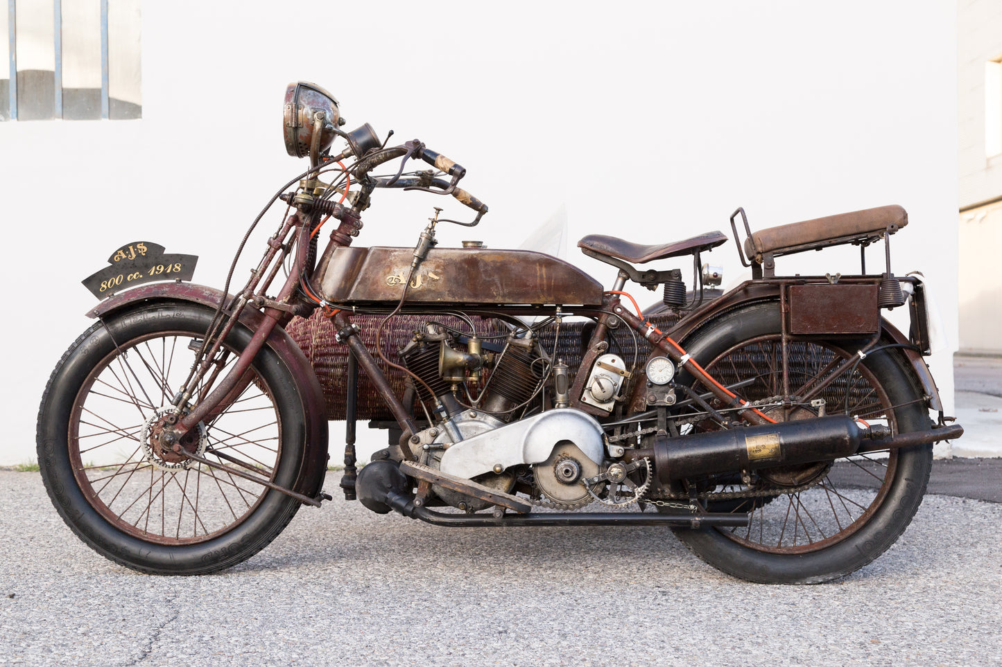 AJS 800cc V Twin - 1918 - Wicker Sidecar